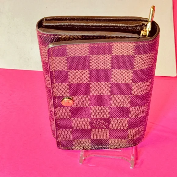 Louis Vuitton Damier Bifold zippy wallet - Picture 13 of 13